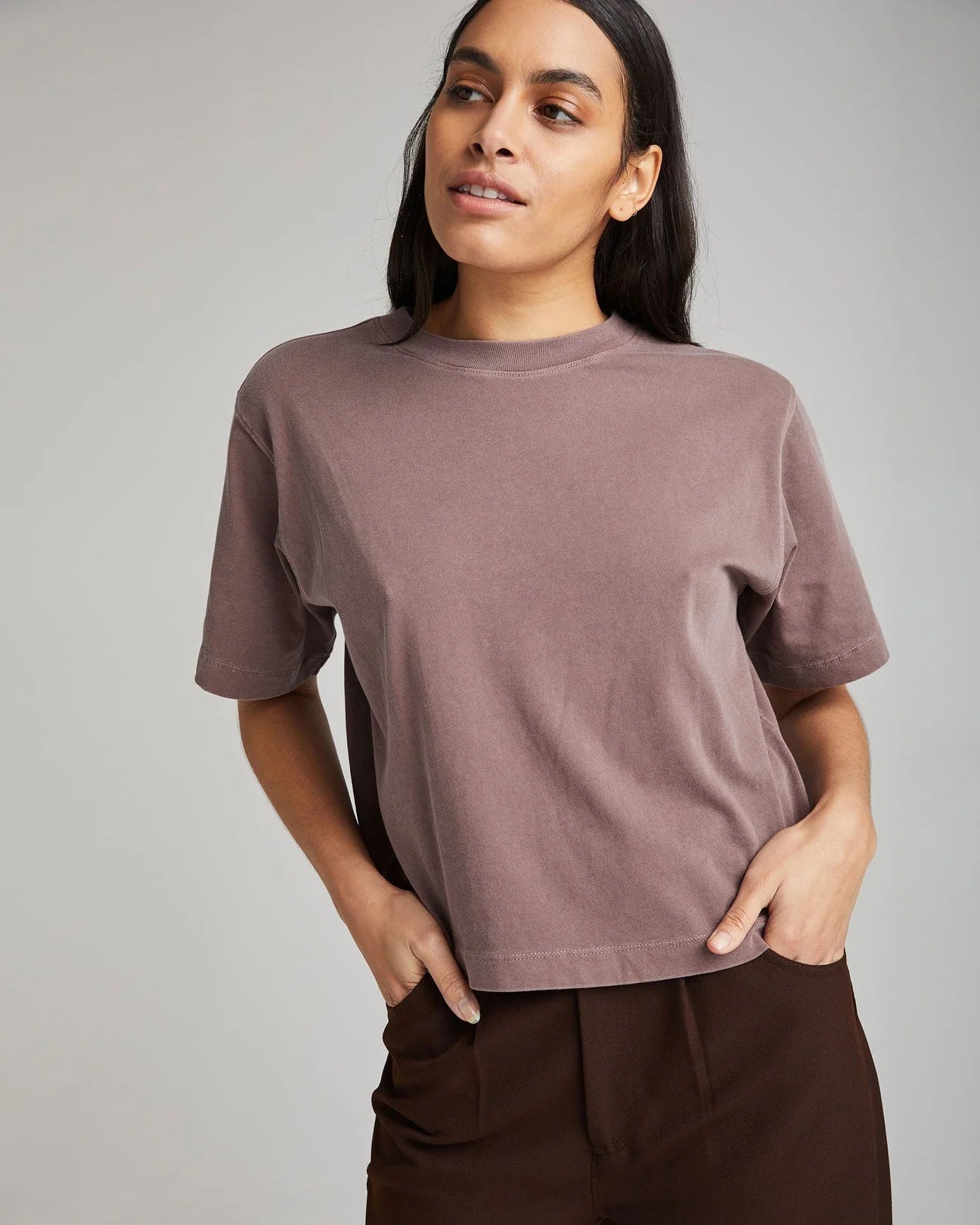 Women's Relaxed Crop Tee - Plum Smoke