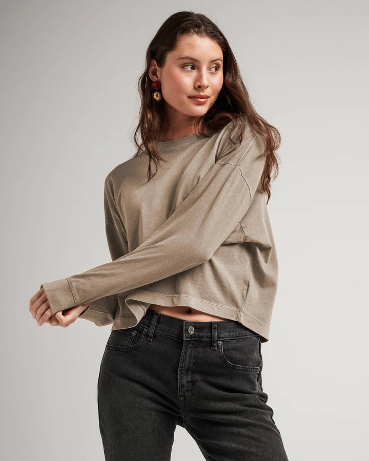 Women's Relaxed Crop Long Sleeve Tee - Warm Grey