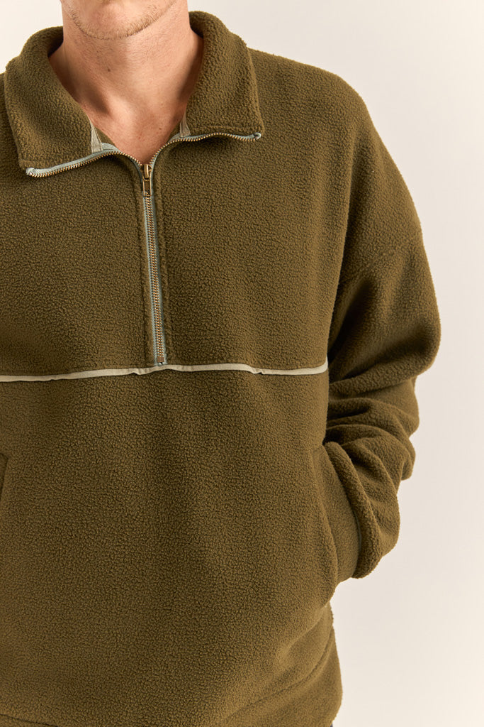 Men's Contrast Quarter Zip Pullover - Olive